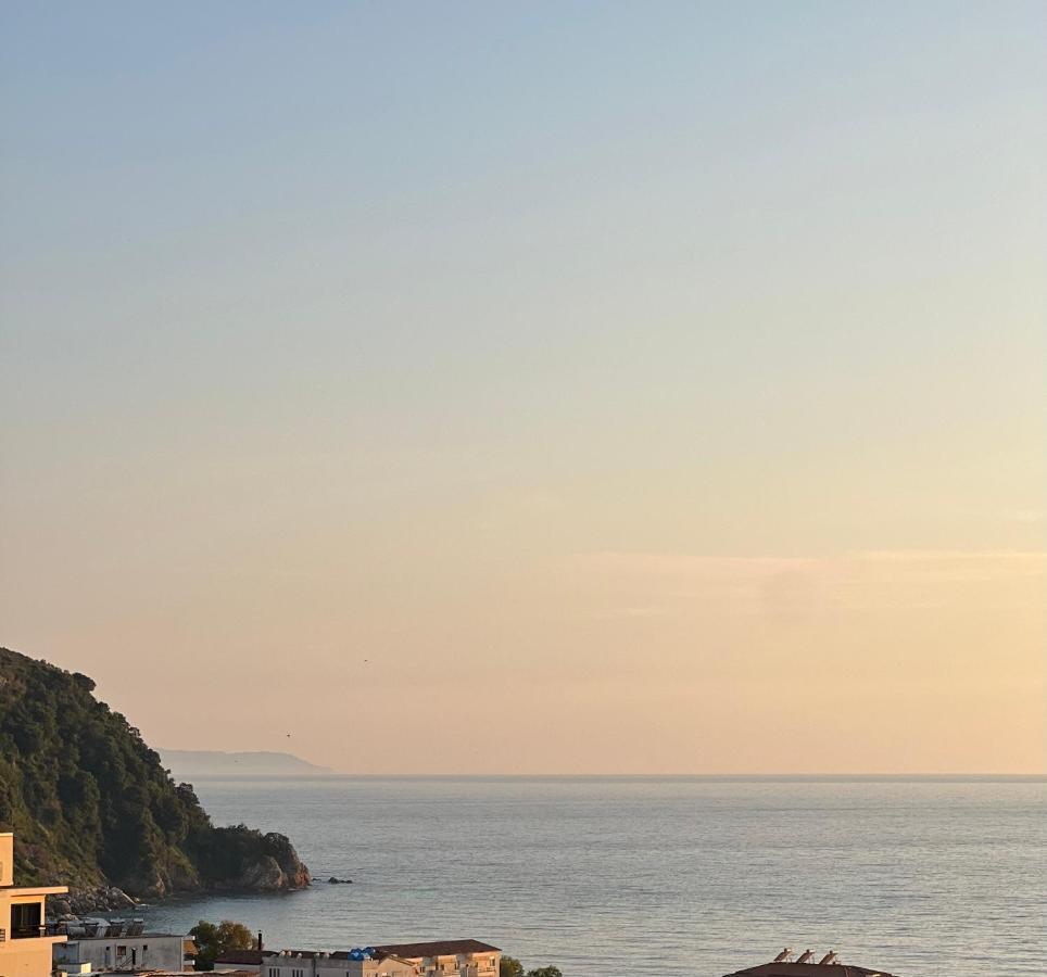 Appartamento Kalesma Himare Esterno foto