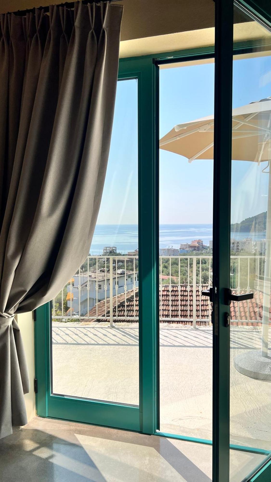 Appartamento Kalesma Himare Esterno foto