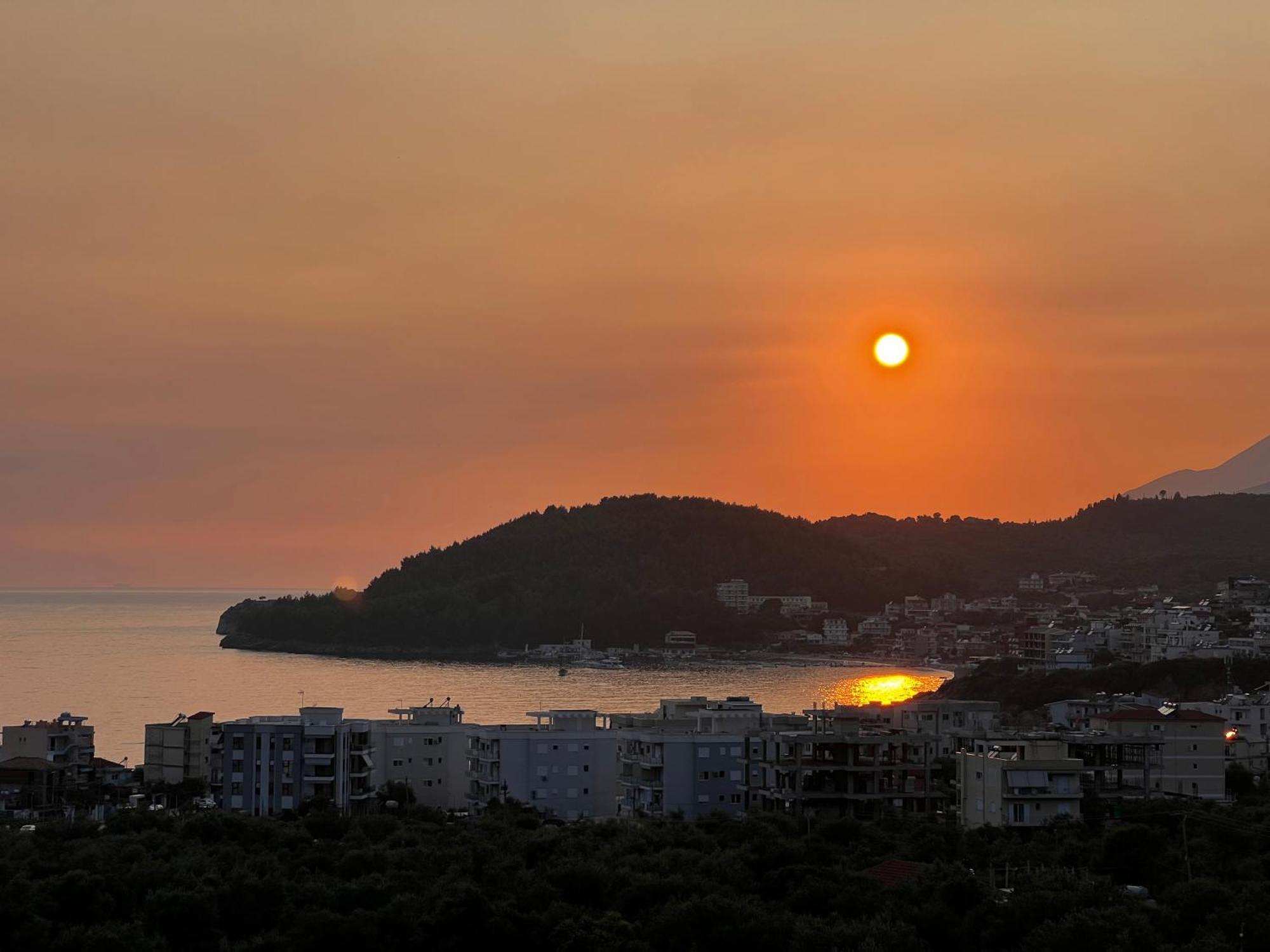 Appartamento Kalesma Himare Esterno foto