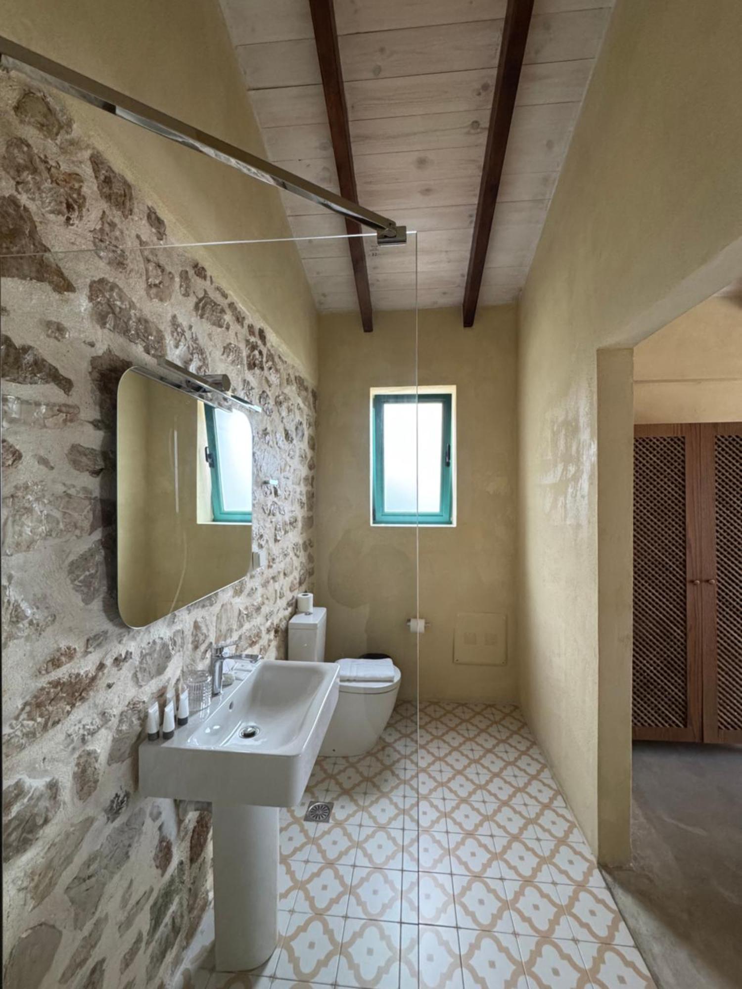 Appartamento Kalesma Himare Esterno foto