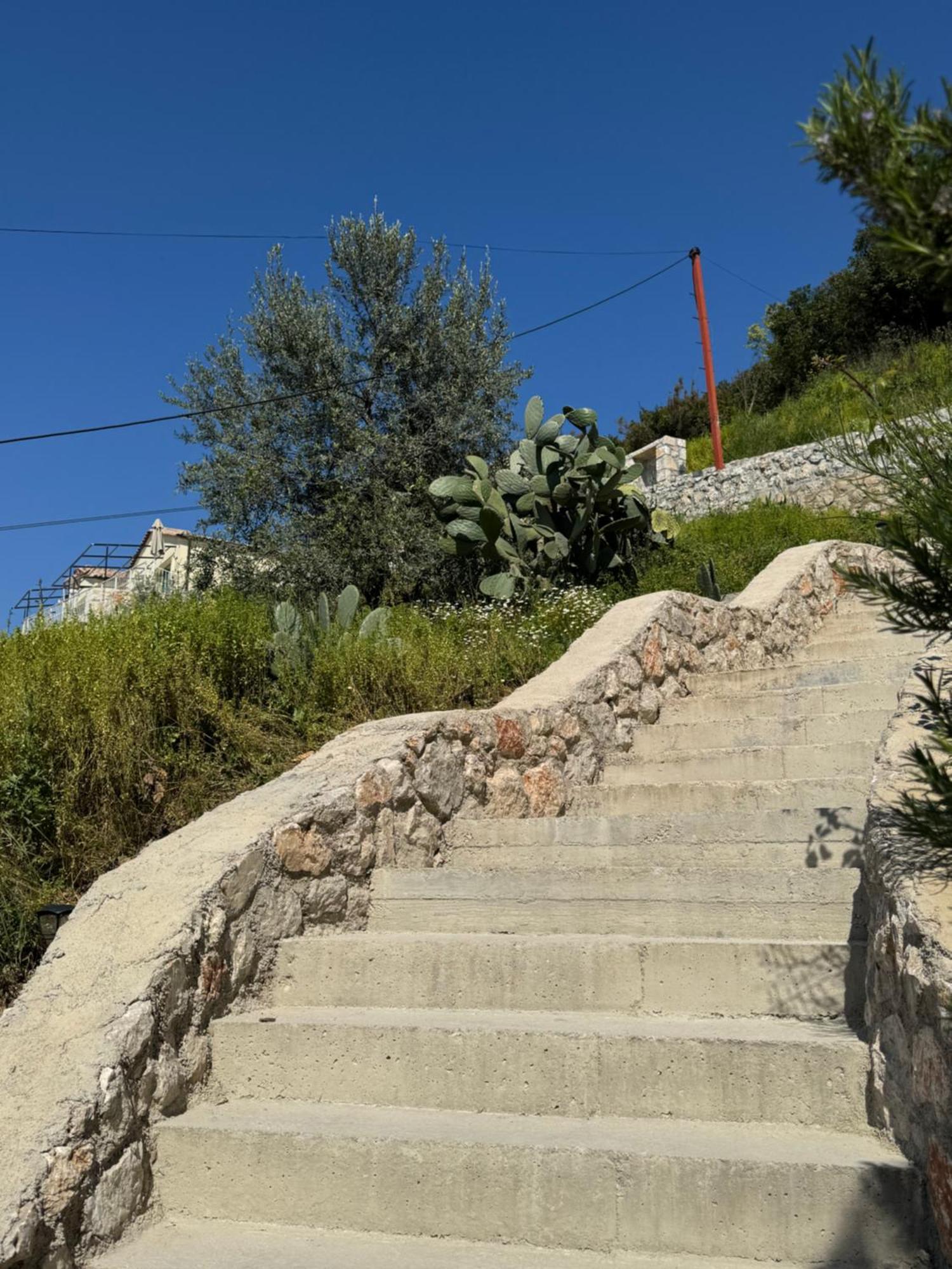 Appartamento Kalesma Himare Esterno foto