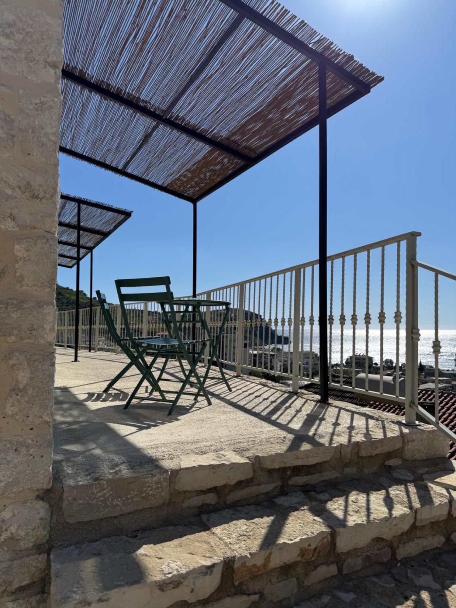 Appartamento Kalesma Himare Esterno foto