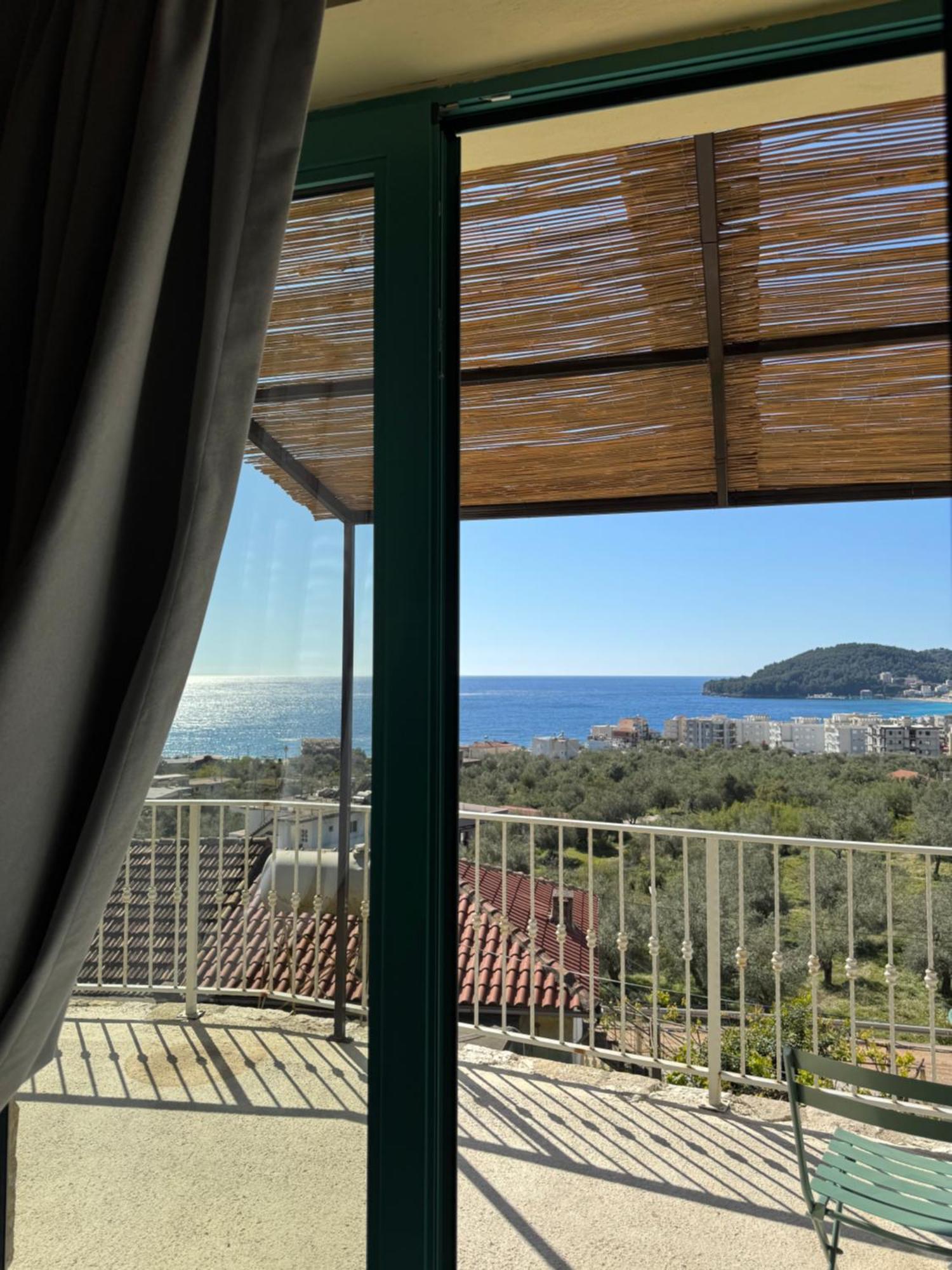 Appartamento Kalesma Himare Esterno foto